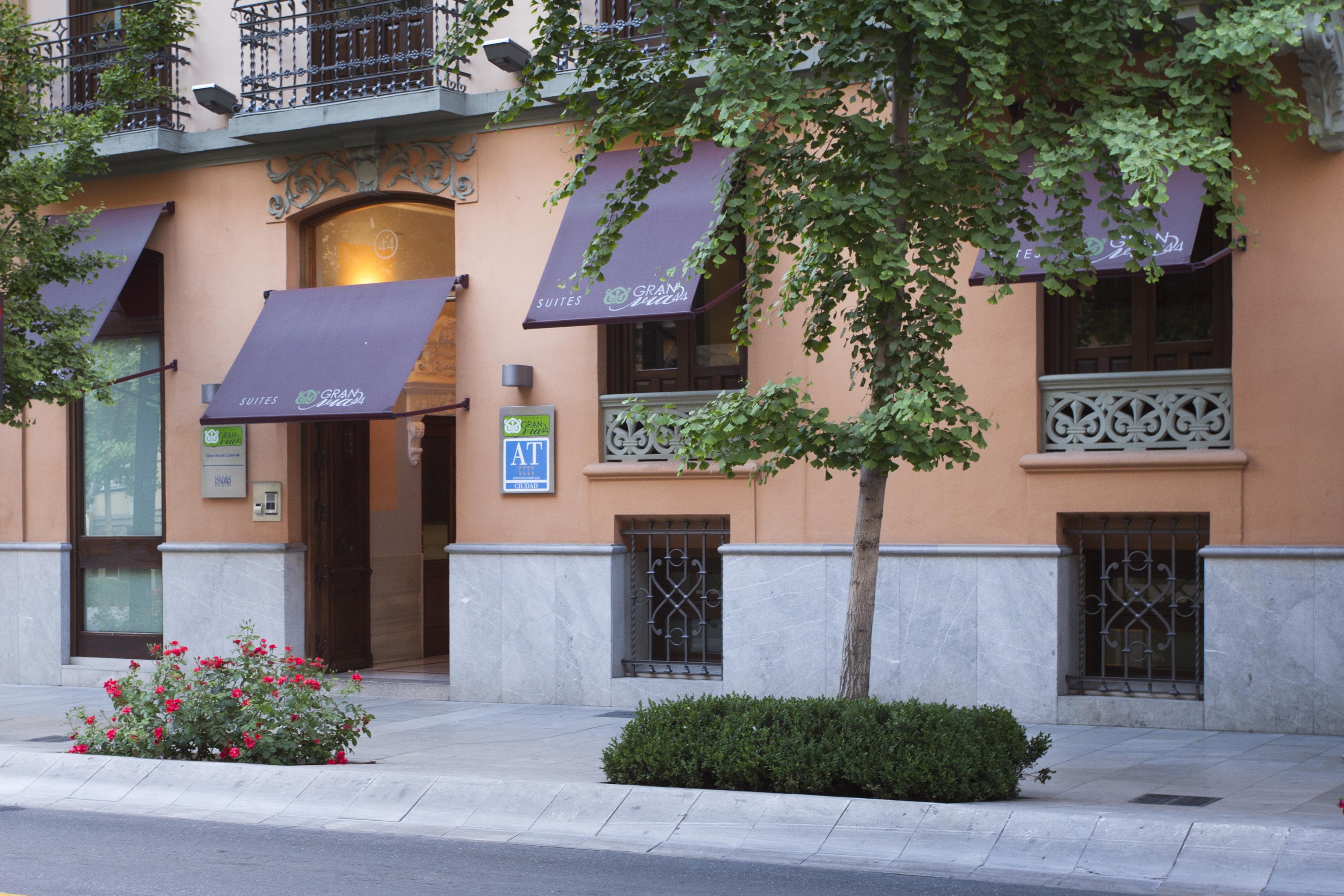 Suites Gran Via 44 Granada Bagian luar foto