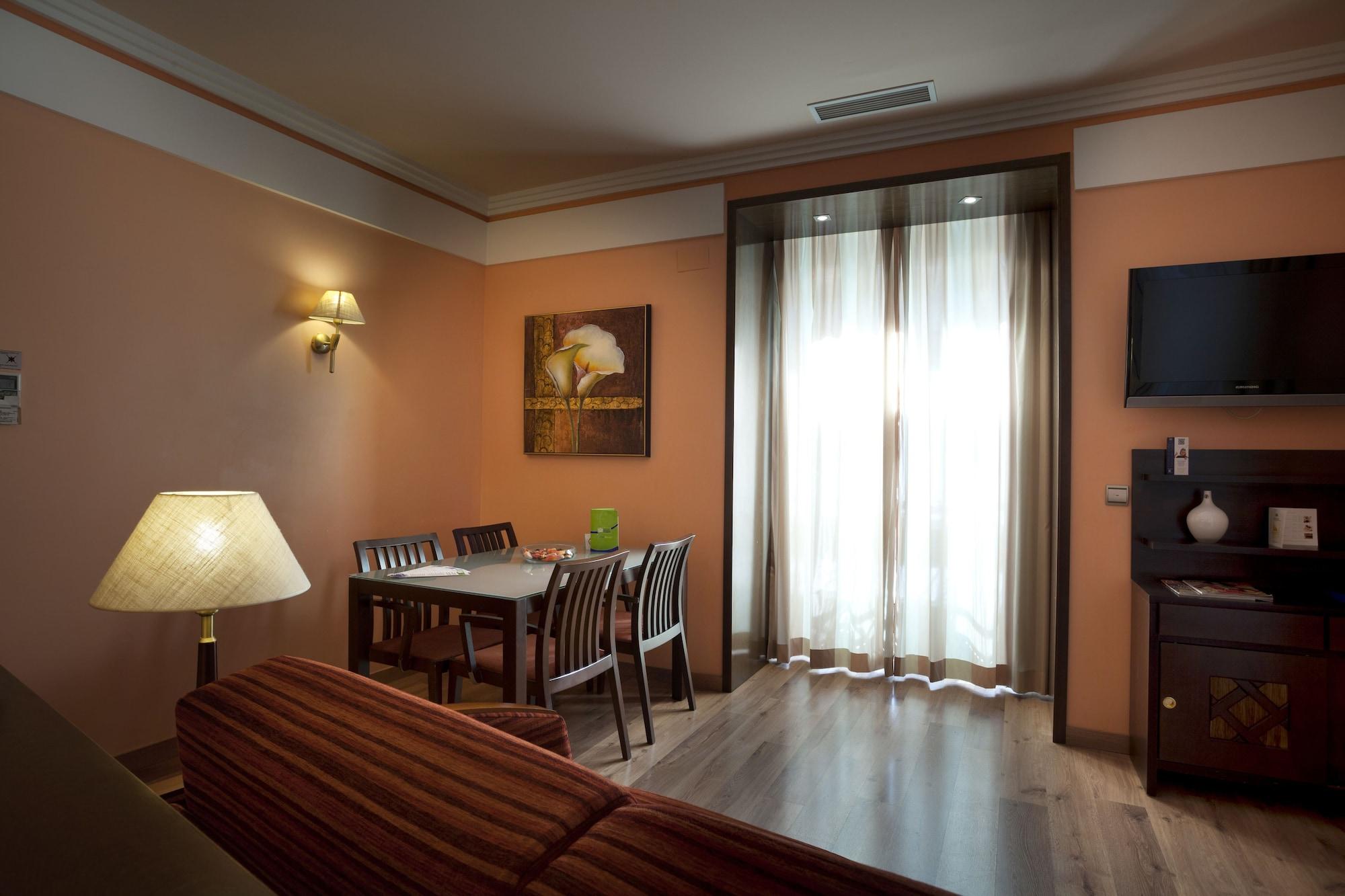 Suites Gran Via 44 Granada Bagian luar foto