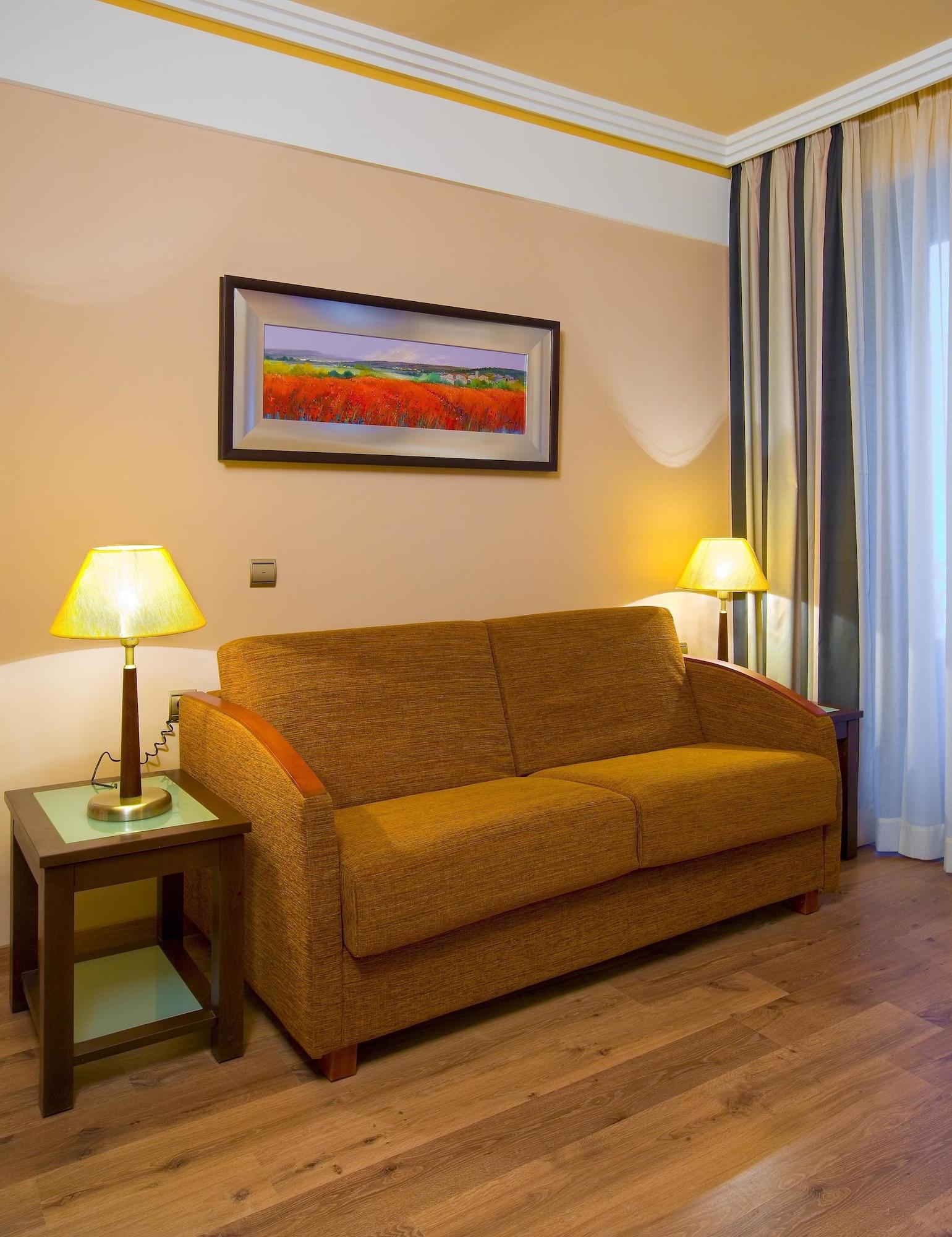Suites Gran Via 44 Granada Bagian luar foto