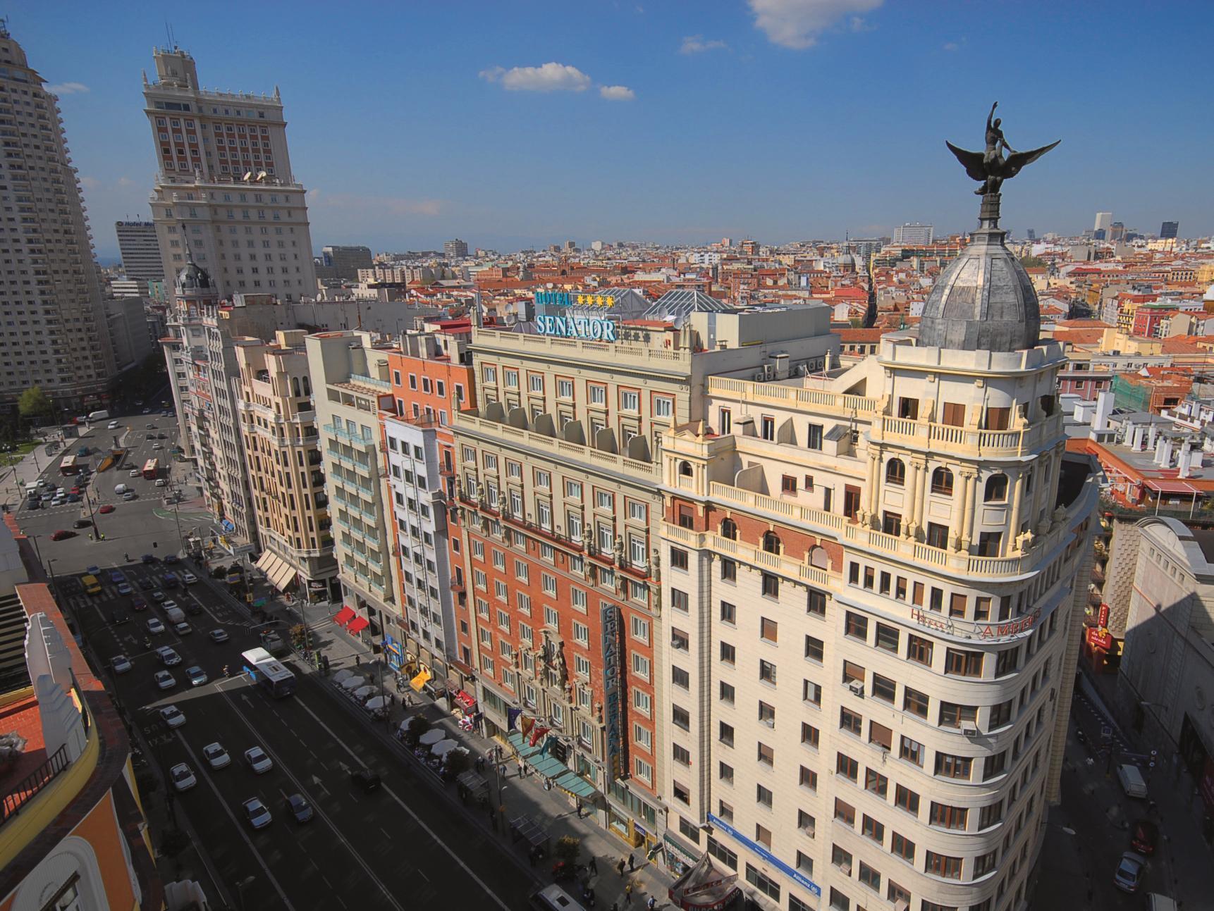 Suites Gran Via 44 Granada Bagian luar foto