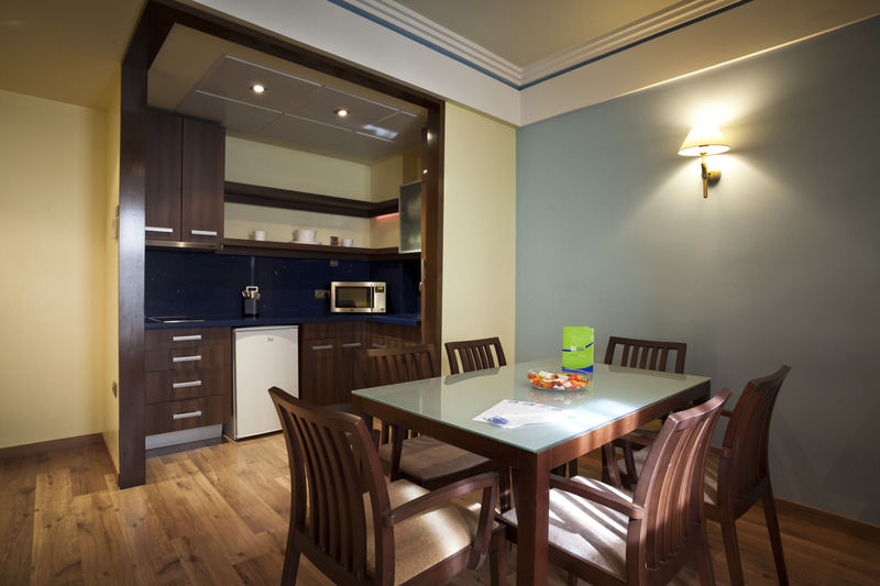 Suites Gran Via 44 Granada Bagian luar foto