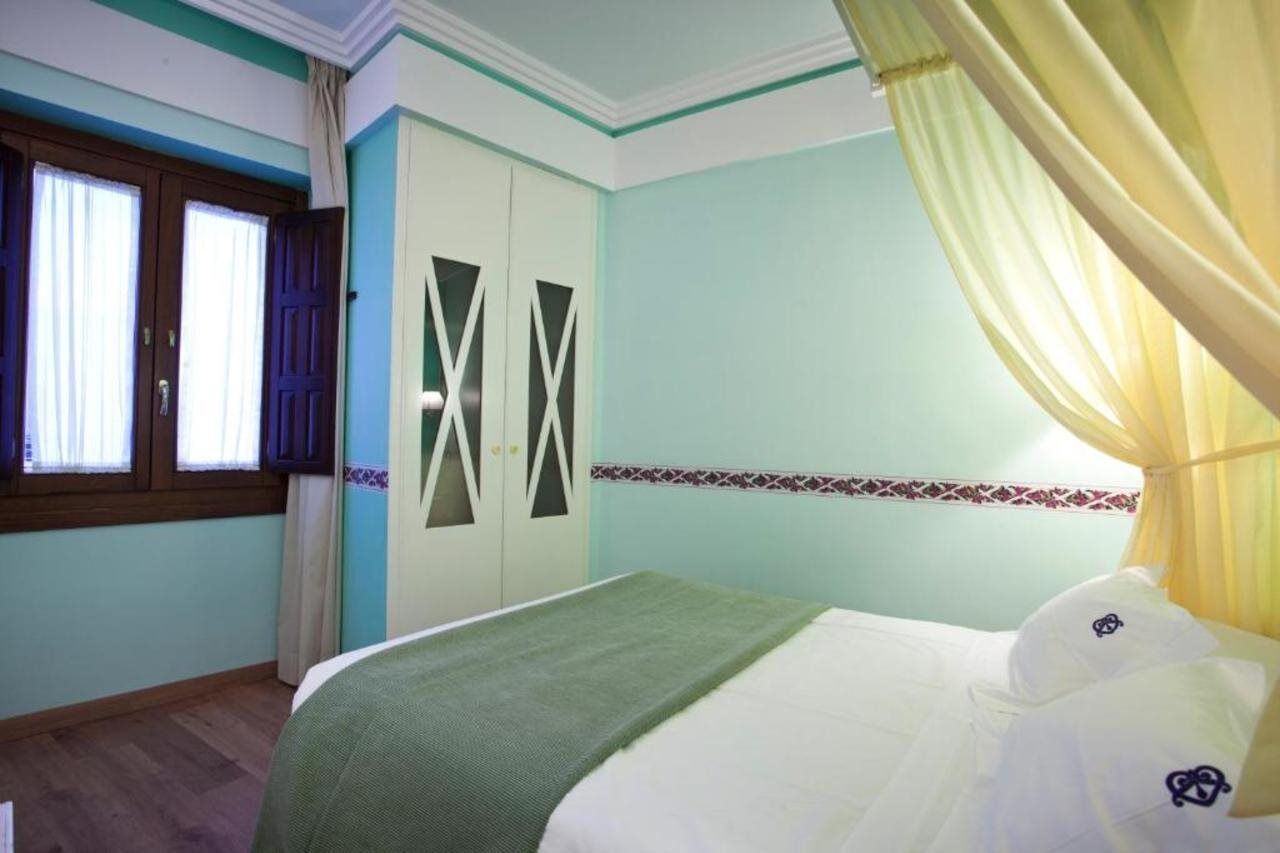 Suites Gran Via 44 Granada Bagian luar foto